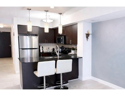 20 North Park Road • #509 • Vaughan, ON