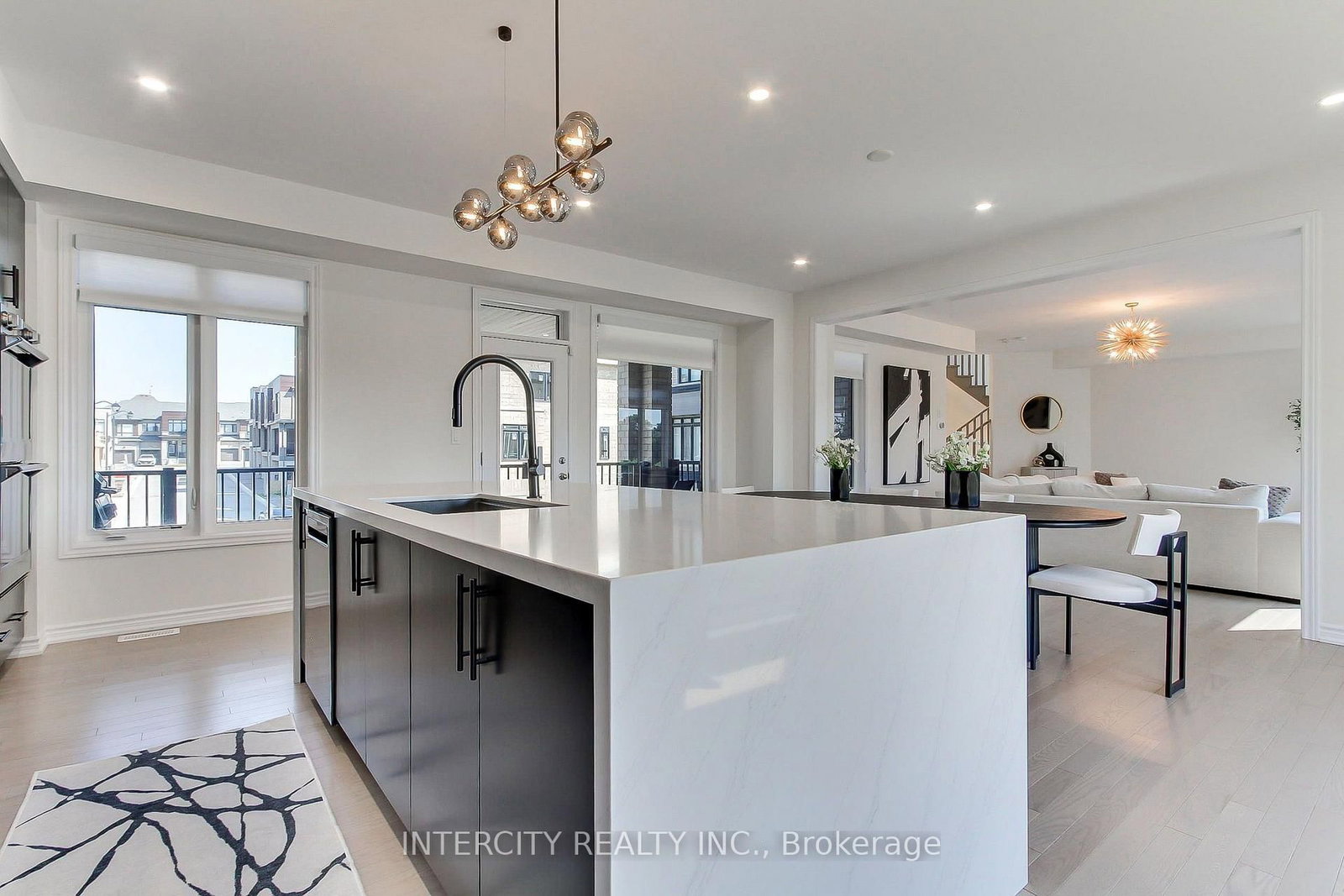 130 Blick Crescent • Aurora, ON photo 30