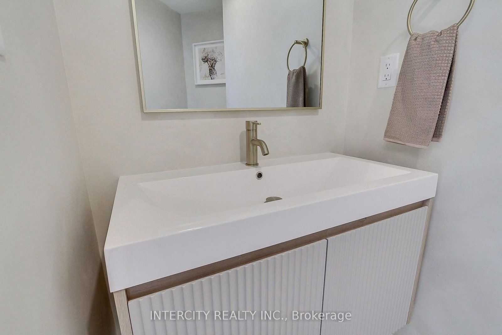 130 Blick Crescent • Aurora, ON photo 33