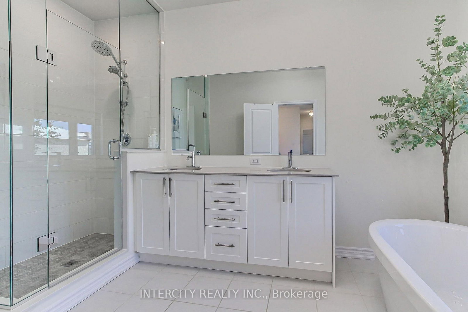 130 Blick Crescent • Aurora, ON photo 43