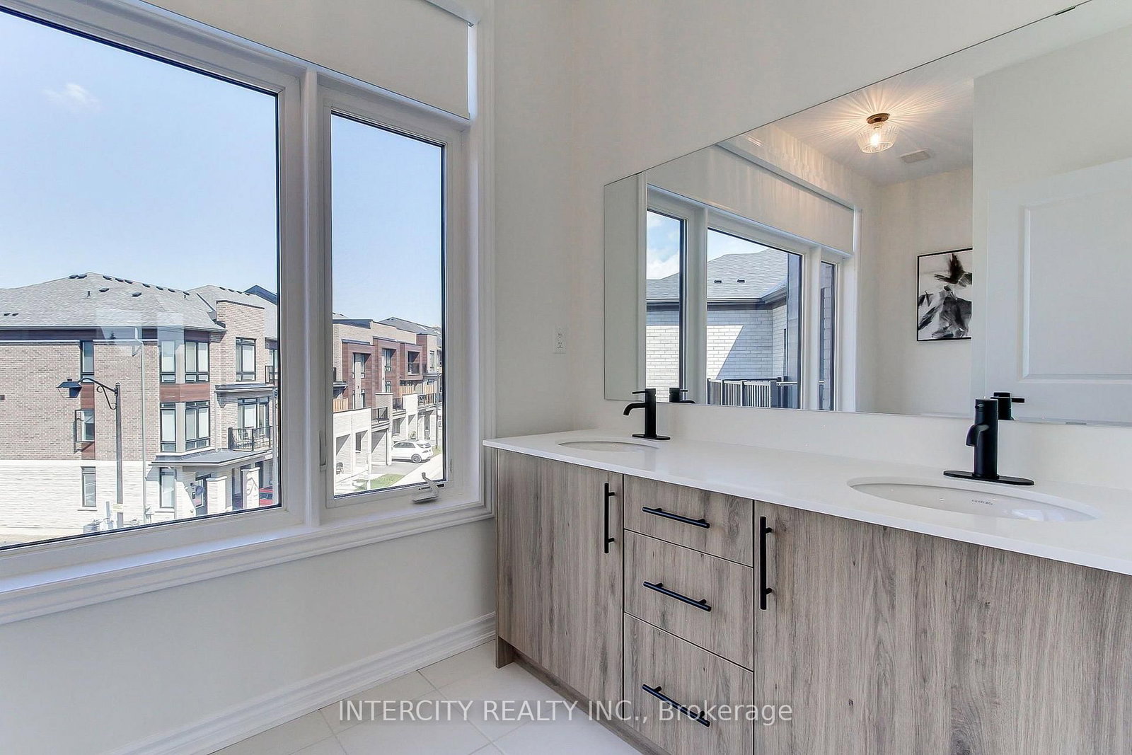 130 Blick Crescent • Aurora, ON photo 48