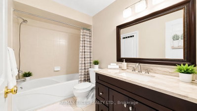 176 Sir Sanford Fleming Way • Vaughan, ON