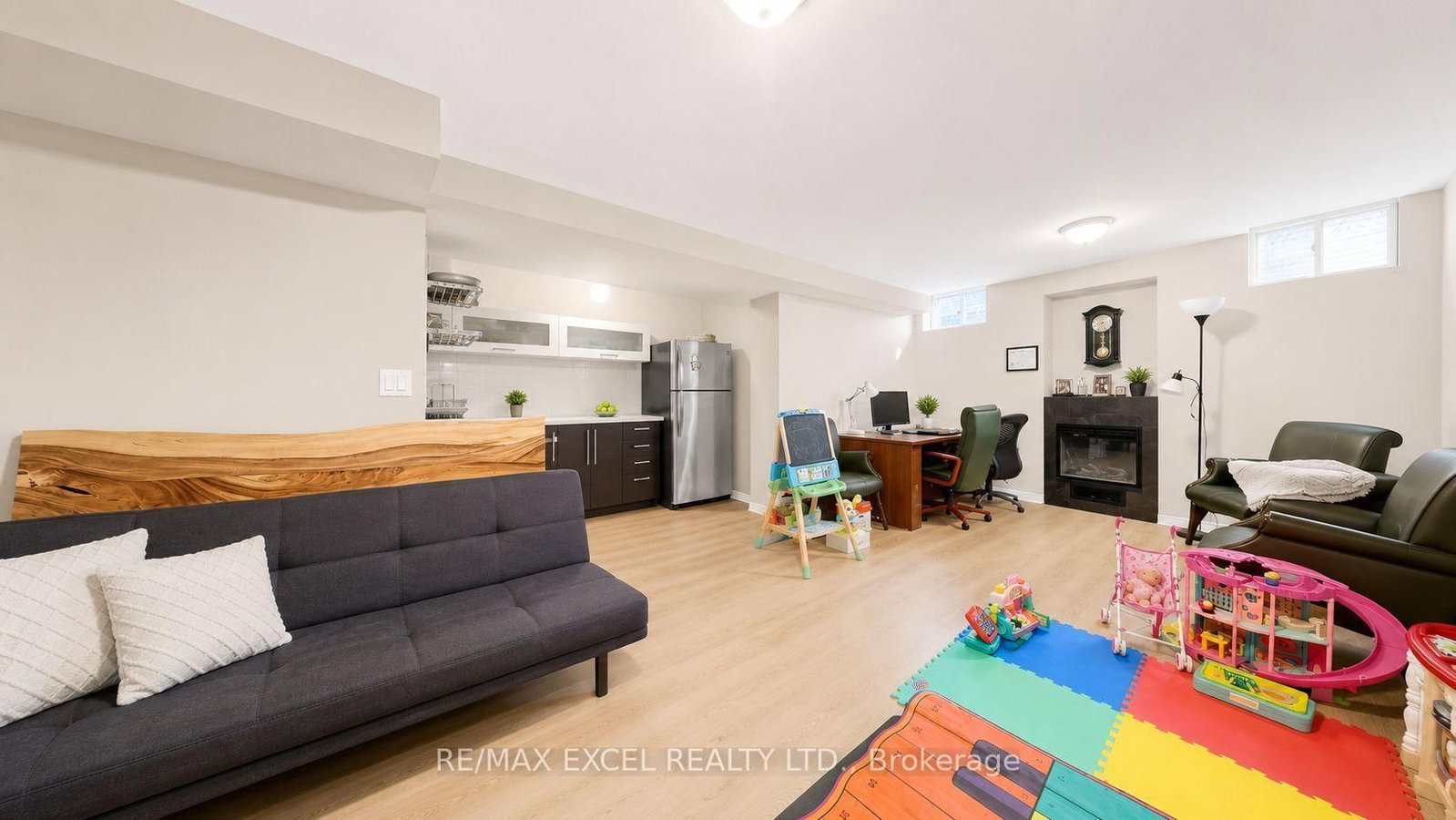 176 Sir Sanford Fleming Way • Vaughan, ON photo 25