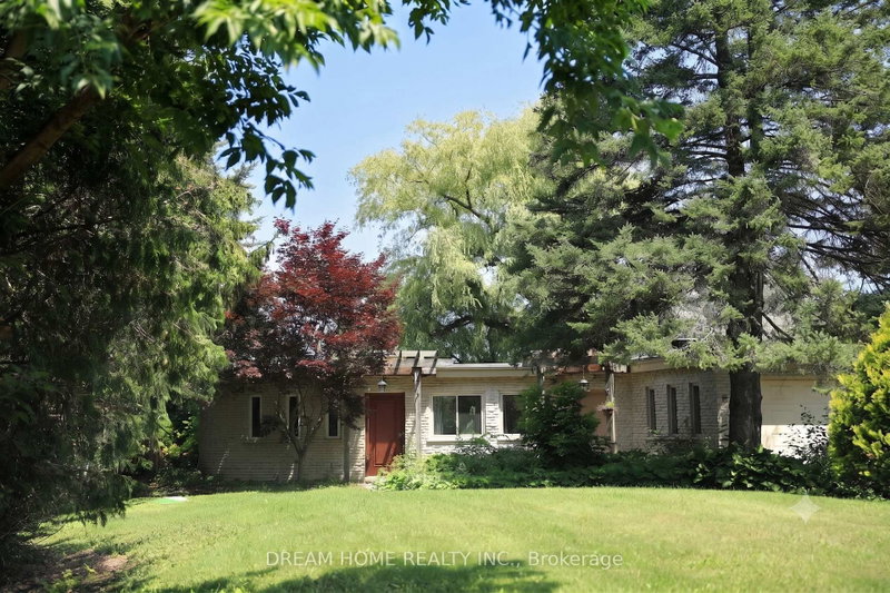 74 Lakeview Avenue