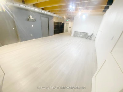 Unit Unit 4 - B, F & Warehouse — 117 Ringwood Drive — photo 5