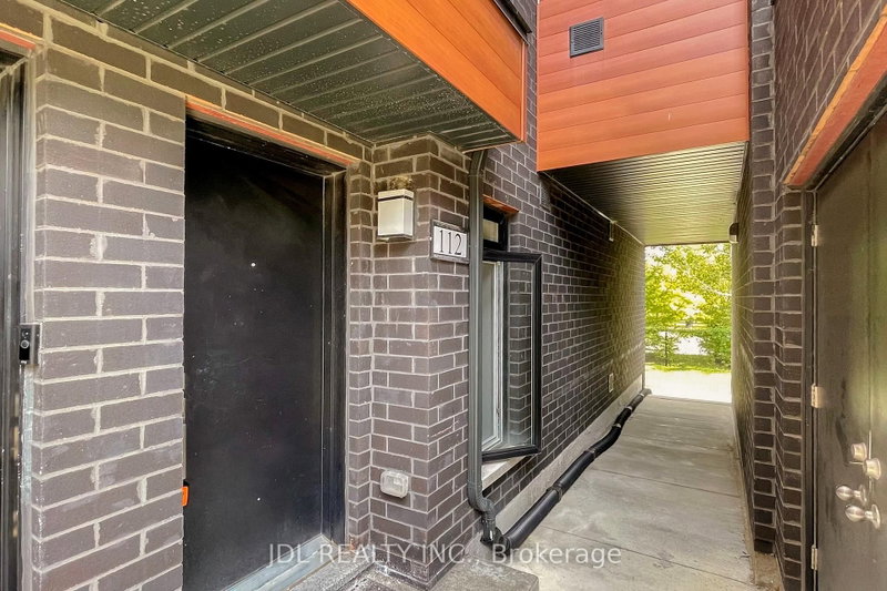 112 - 370 Red Maple Road