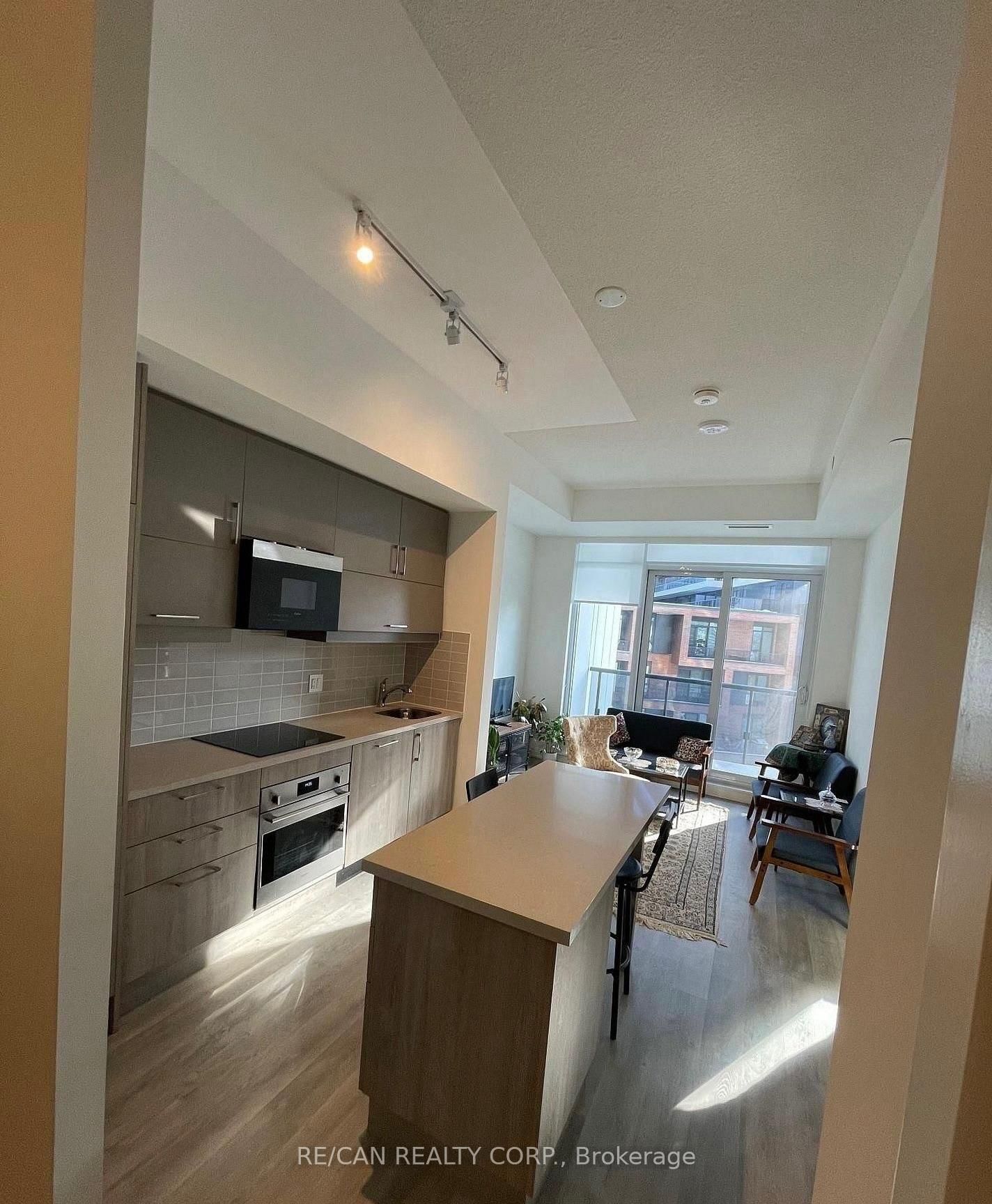 292 E Verdale Crossing • #1002 • Markham, ON photo 1