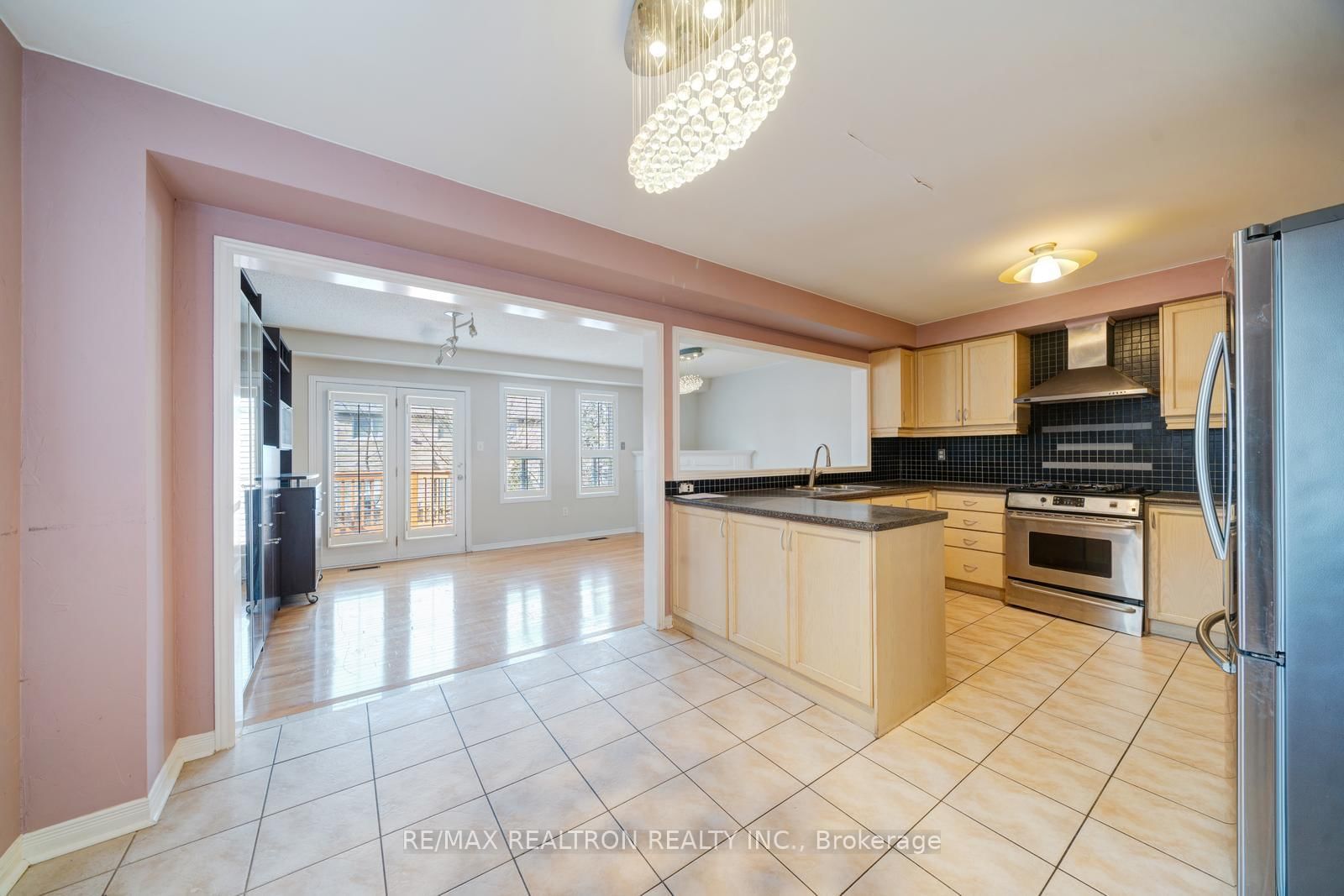 60 Harmony Road • Vaughan, ON photo 8