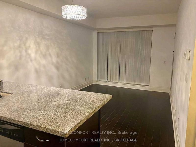 home for lease on 202-131 Upper Duke Crescent