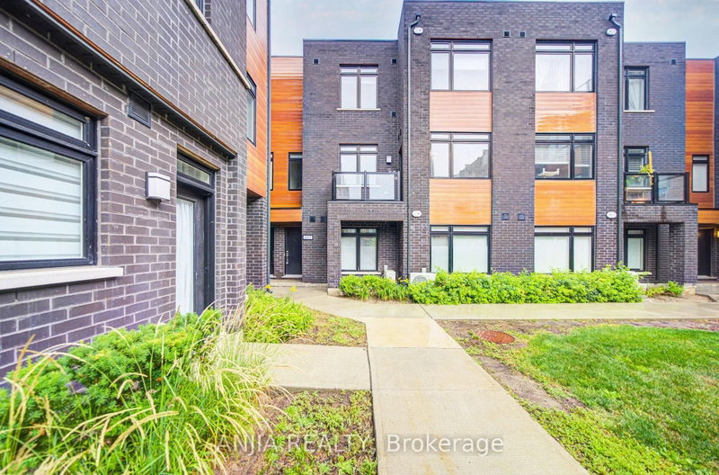 home for sale on 105-370D Red Maple Road