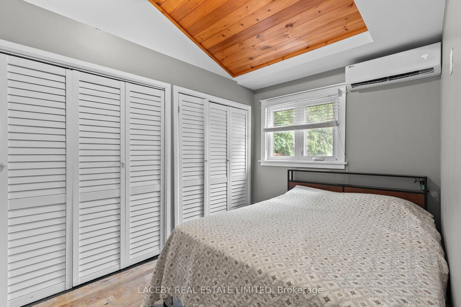 674 CHESTNUT Street • Innisfil, ON photo 12