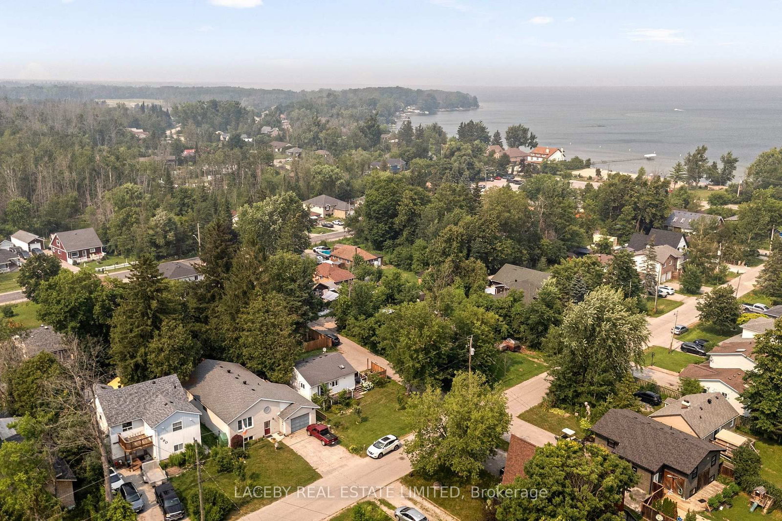 674 CHESTNUT Street • Innisfil, ON photo 22