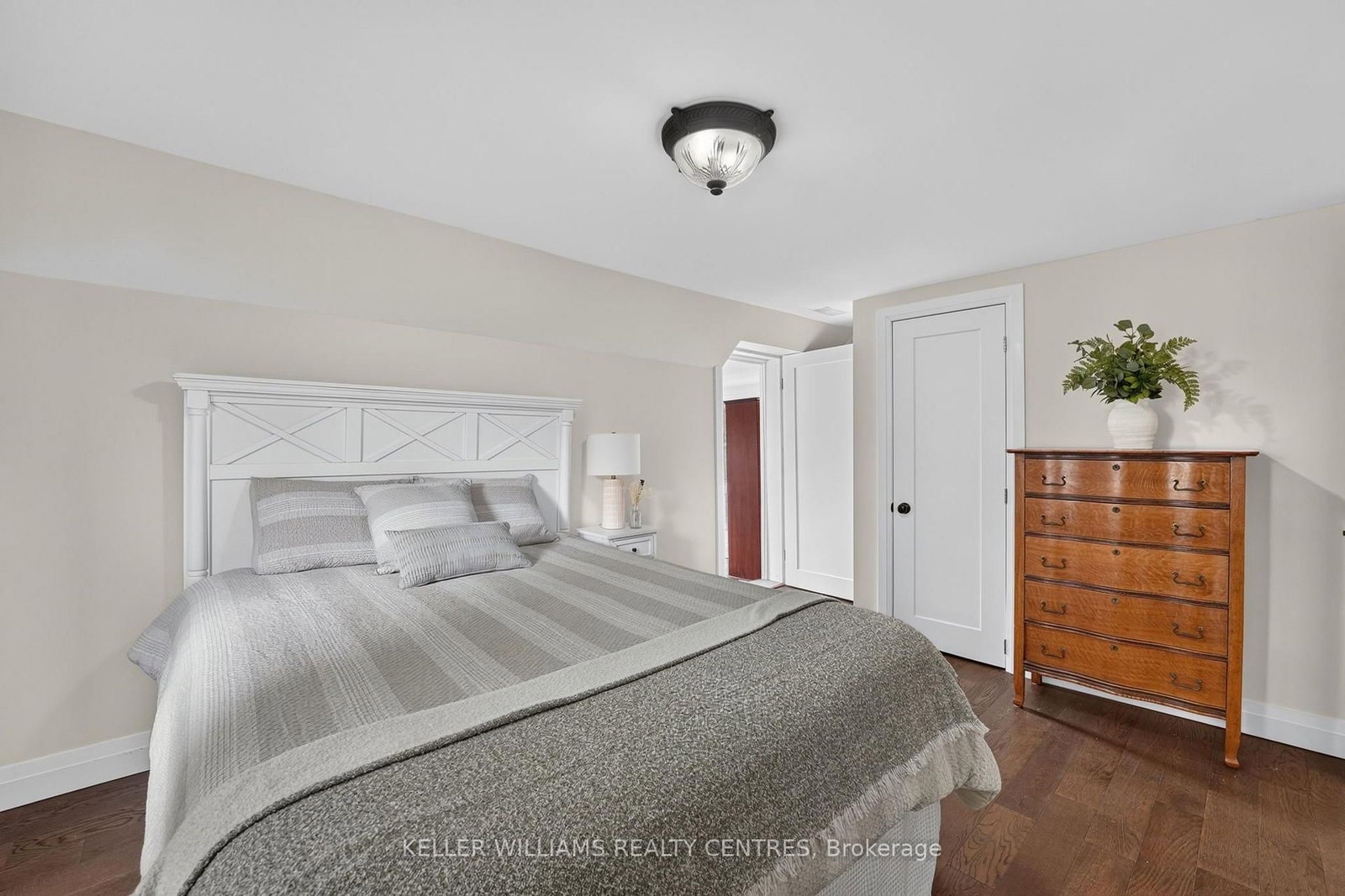 291 Ellen Street • Newmarket, ON photo 28