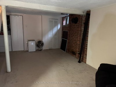 82 Mill Street • Richmond Hill, ON photo 9