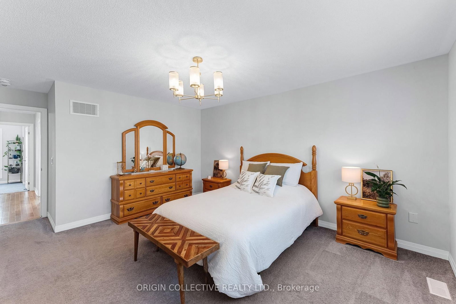 215 Landolfi Way • Bradford West Gwillimbury, ON photo 23