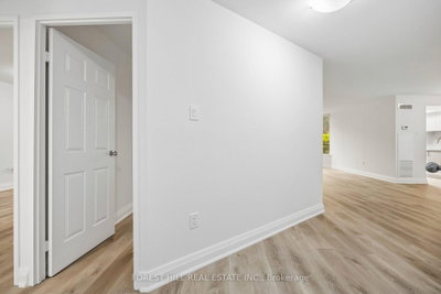 7420 Bathurst Street • #101 • Vaughan, ON photo 4