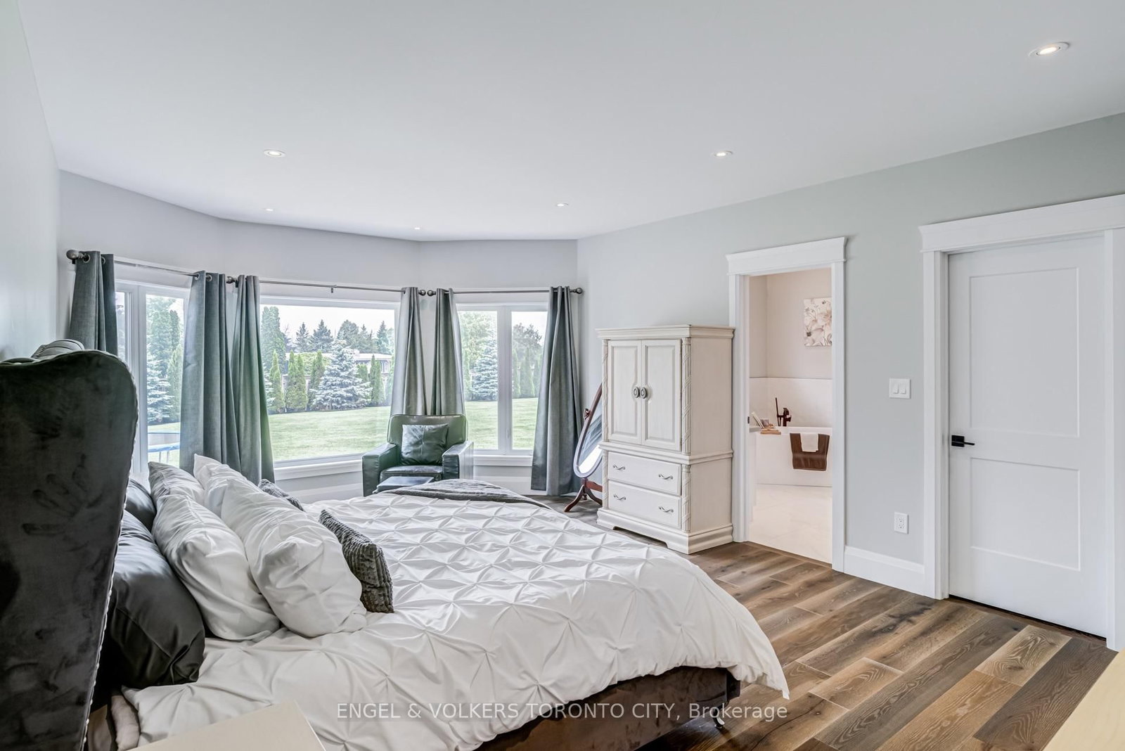 1288 Shore Acres Drive • Innisfil, ON photo 22