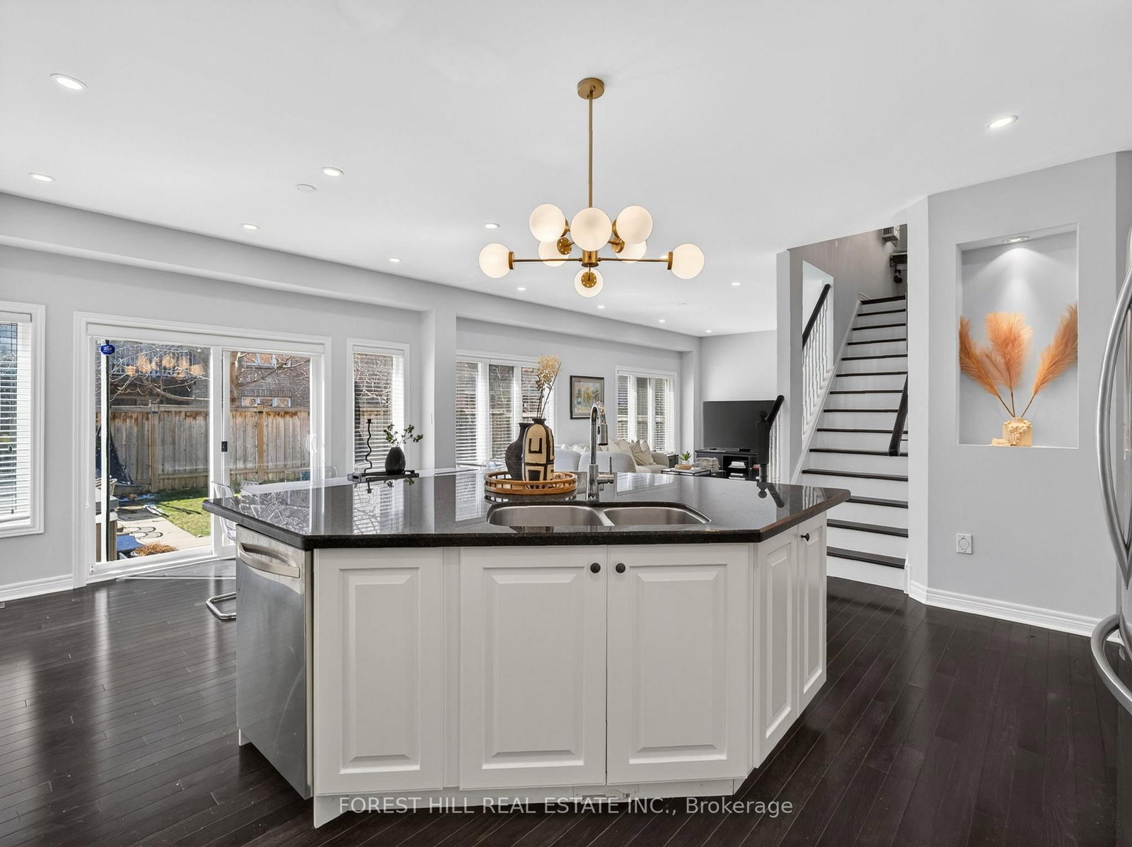 12 Wallenberg Drive • Vaughan, ON photo 16