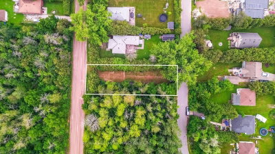 837 Frederick Street • Innisfil, ON photo 3