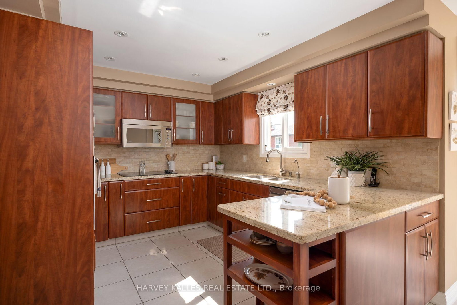 17 Peterborough Avenue • Markham, ON photo 12