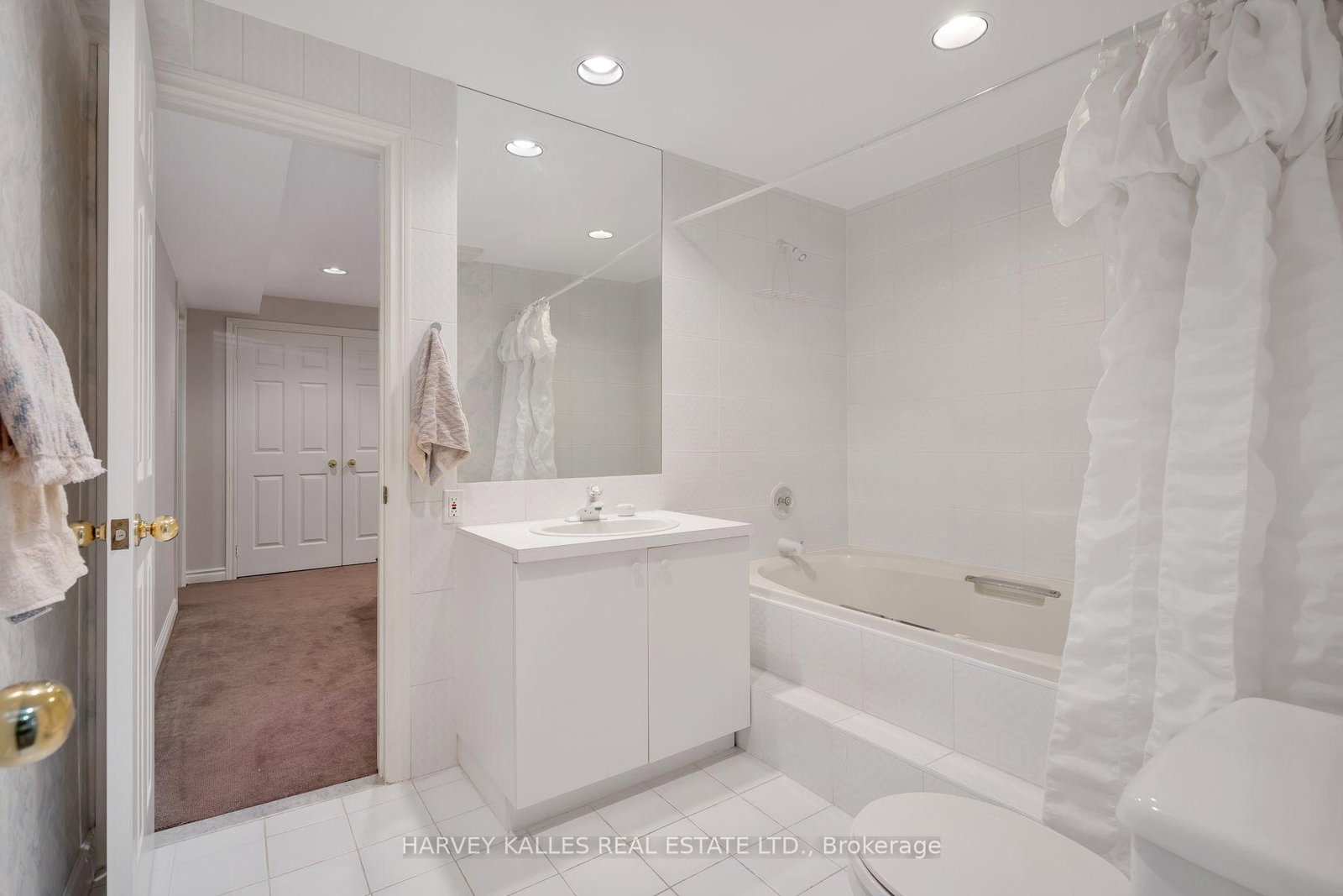 17 Peterborough Avenue • Markham, ON photo 38