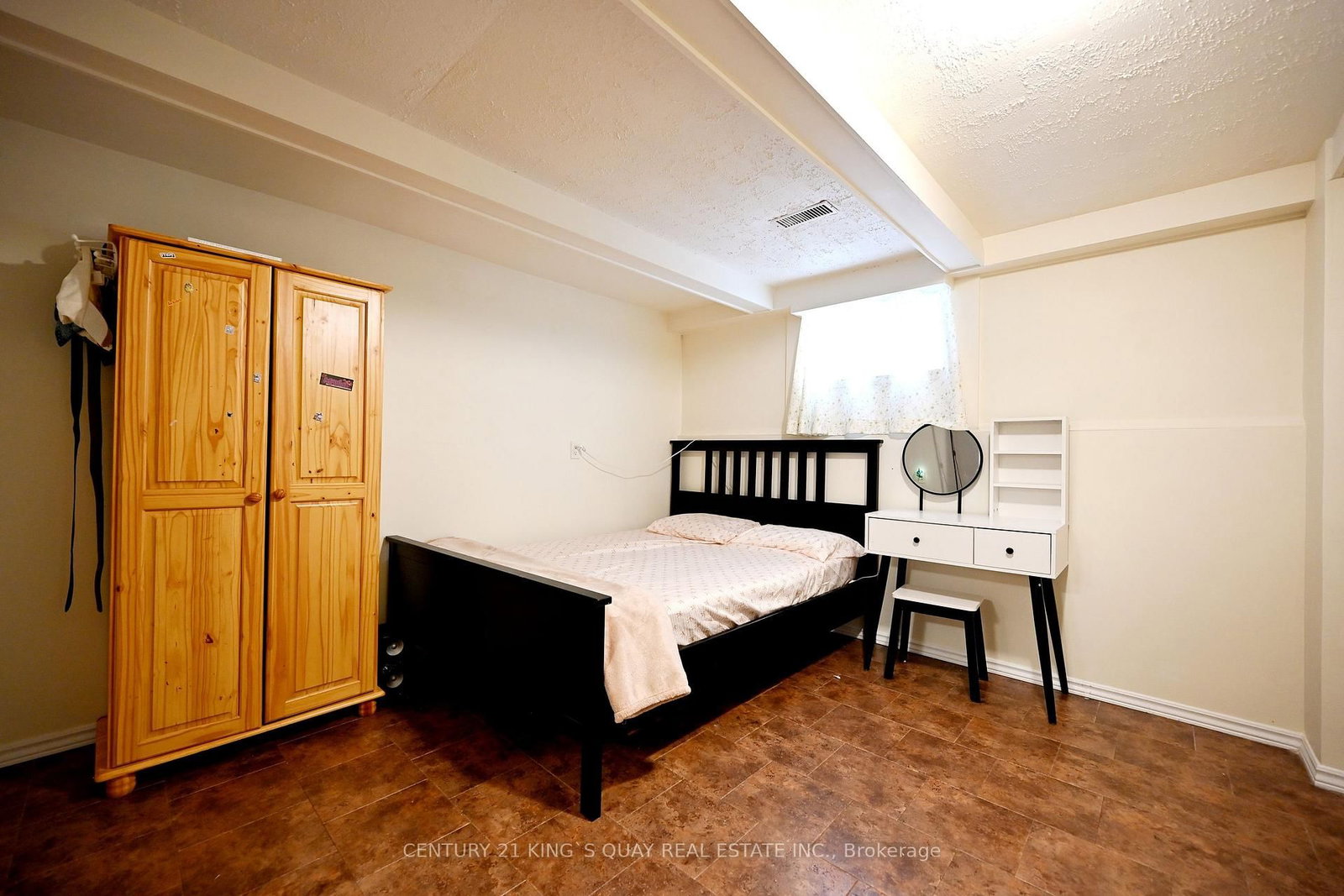 2 Robinson Street • Markham, ON photo 34