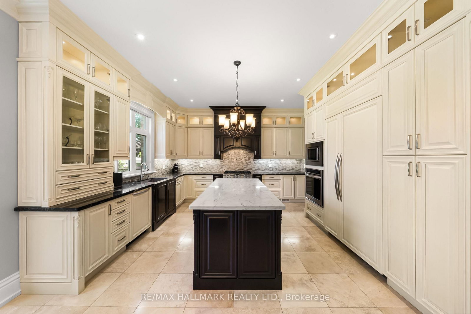 34 May Avenue • Richmond Hill, ON photo 12