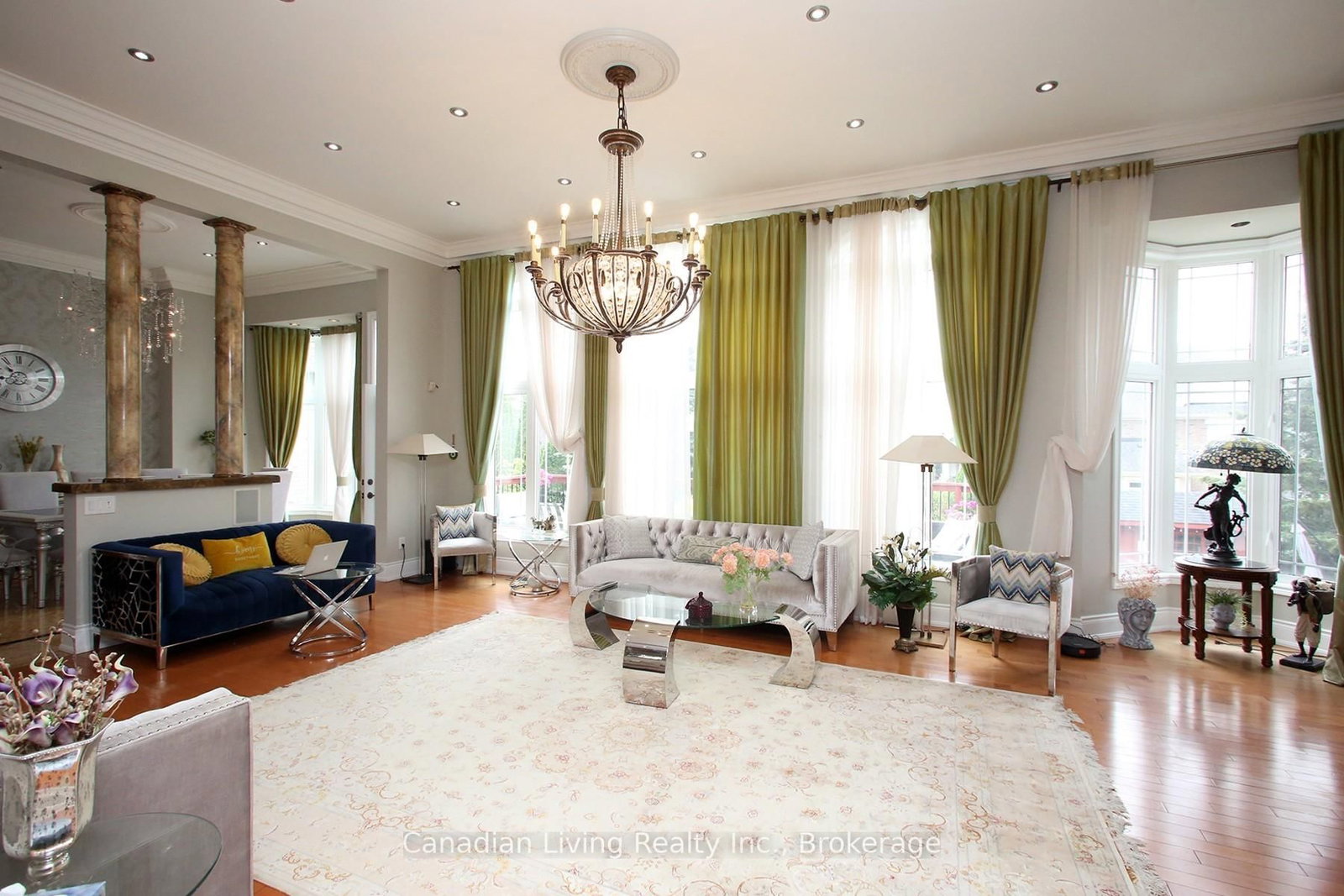 63 mapledown Way N • Vaughan, ON photo 12