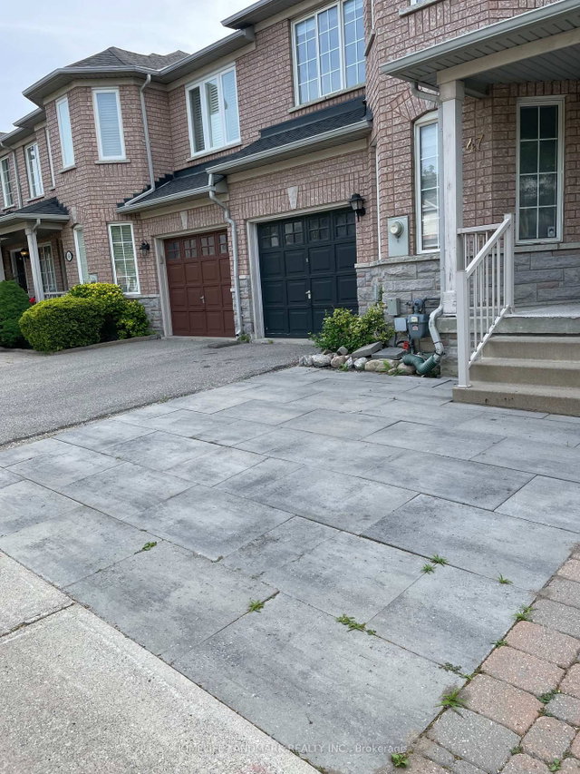 47 Waterton Crescent