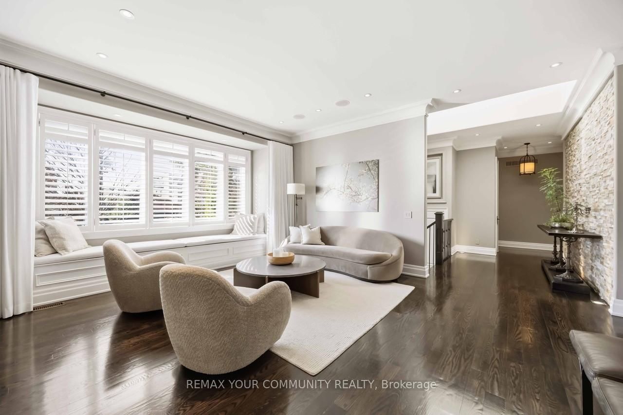48 May Avenue • Richmond Hill, ON photo 9