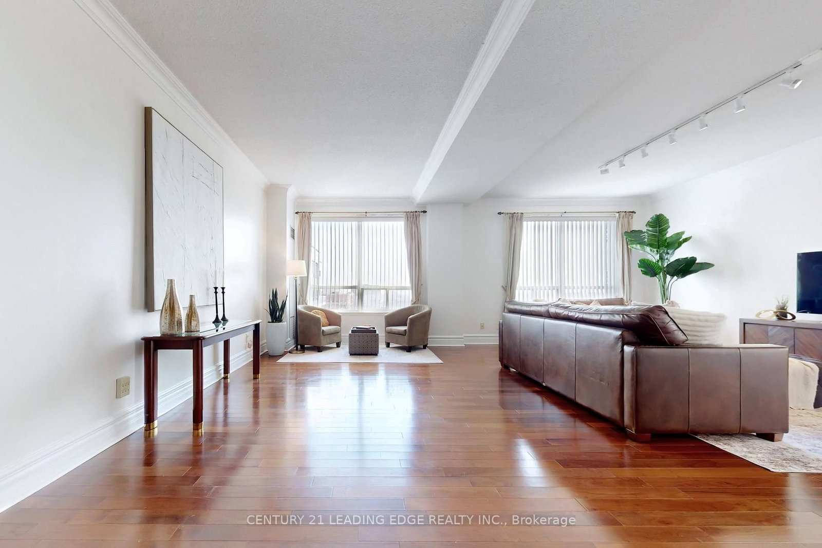62 Suncrest Boulevard • #LPH9 • Markham, ON photo 5