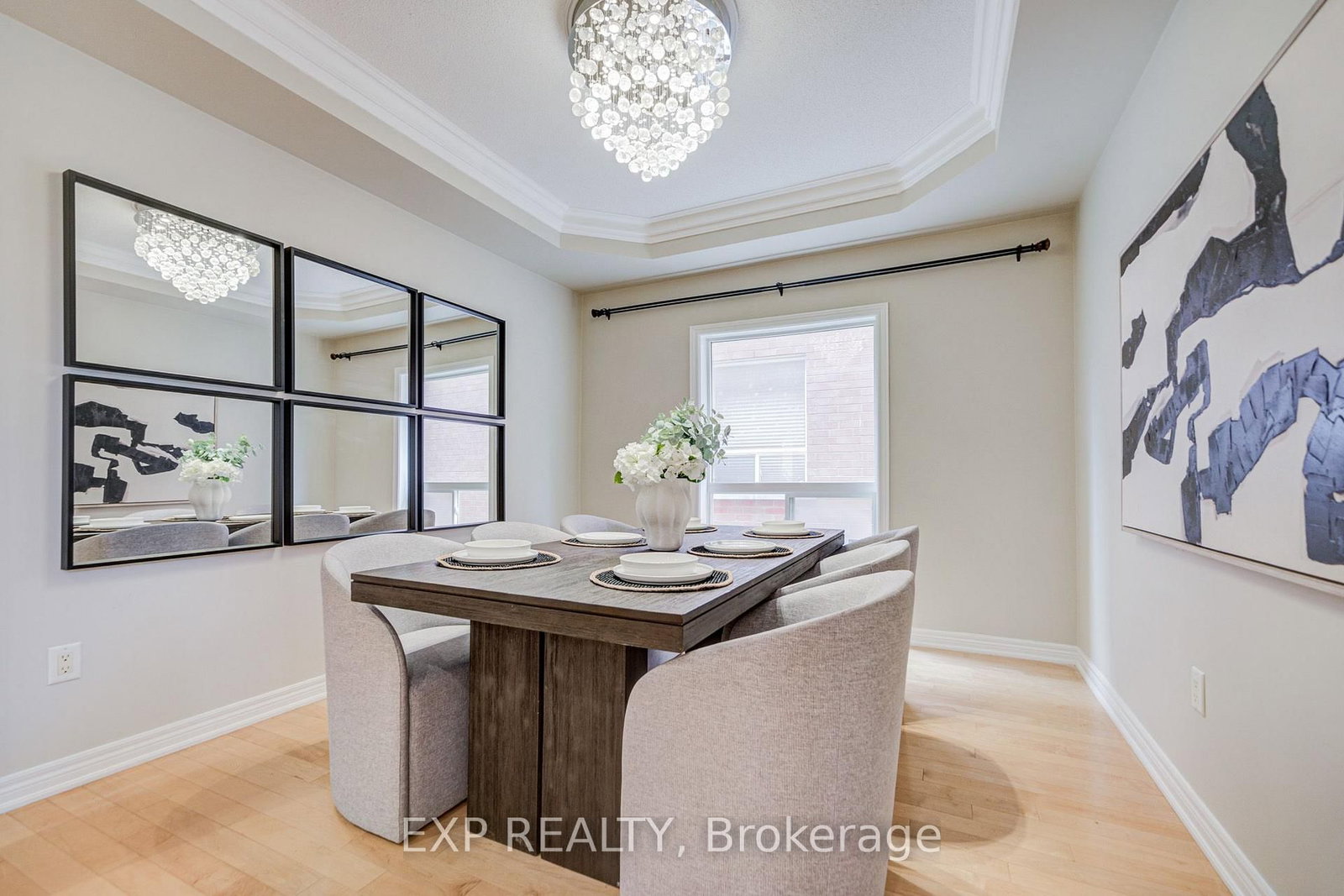 71 Futura Avenue • Richmond Hill, ON photo 8