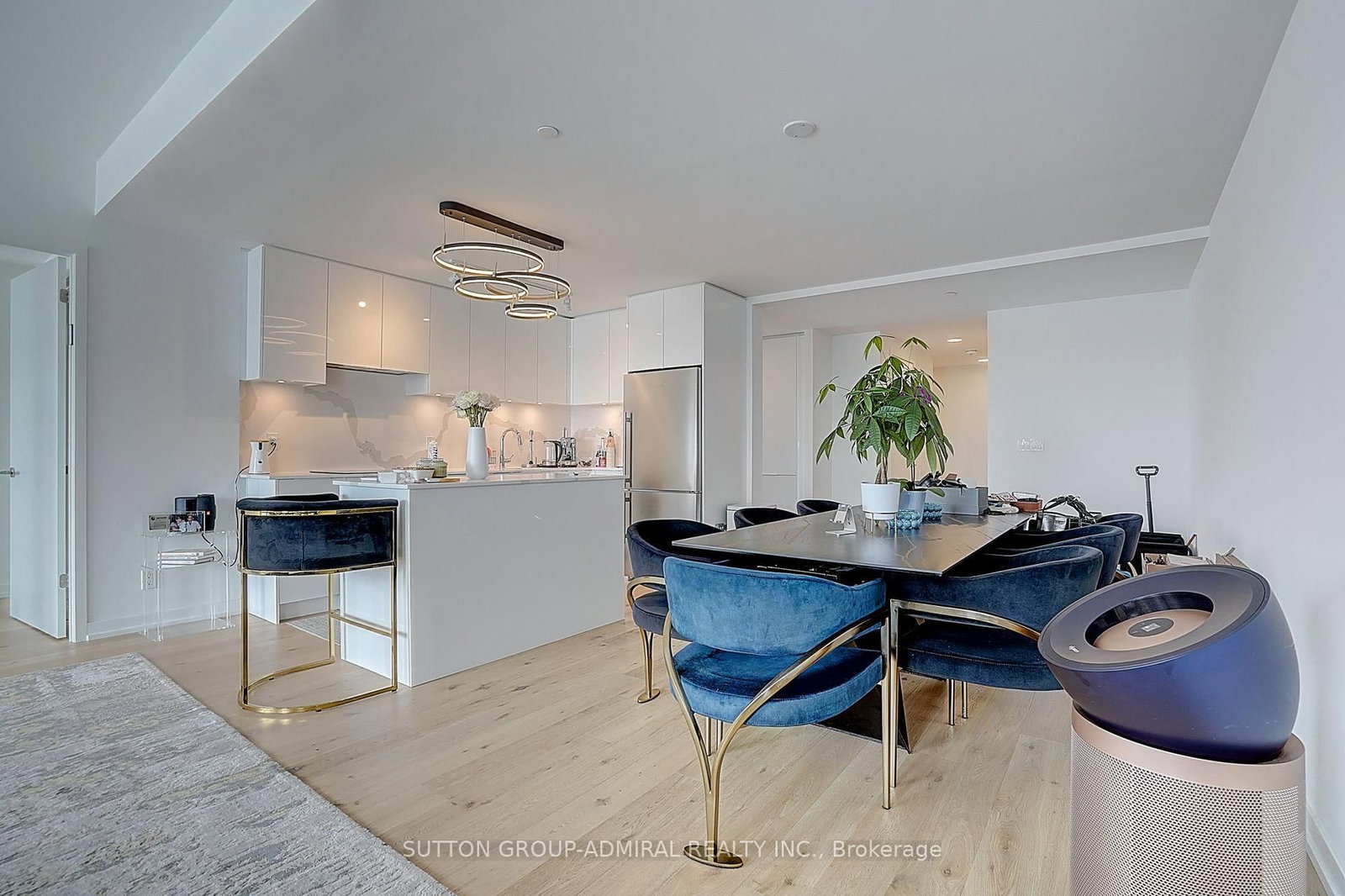 8 Beverley Glen Boulevard • #712 • Vaughan, ON photo 18