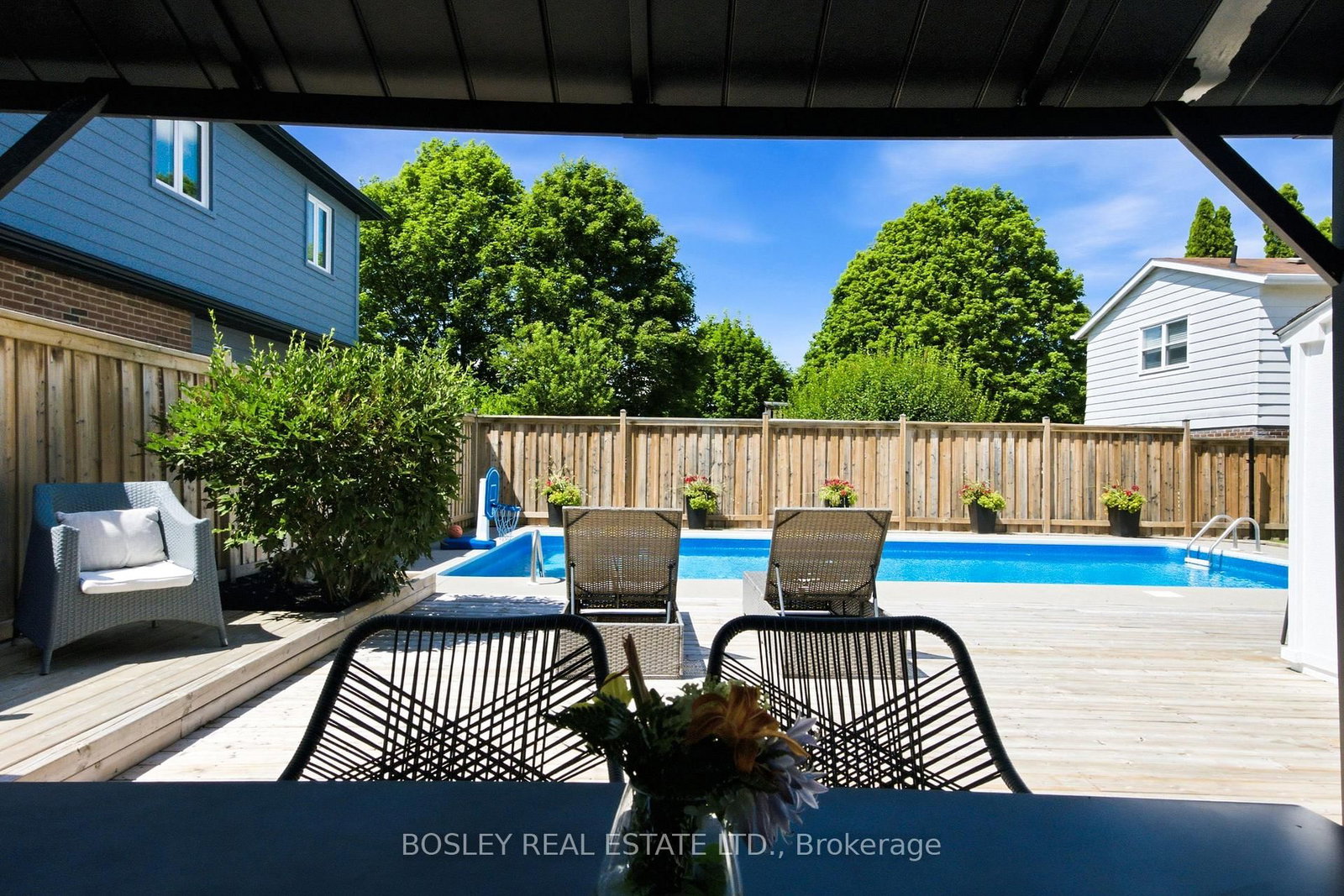 440 Sandford Street • Newmarket, ON photo 41