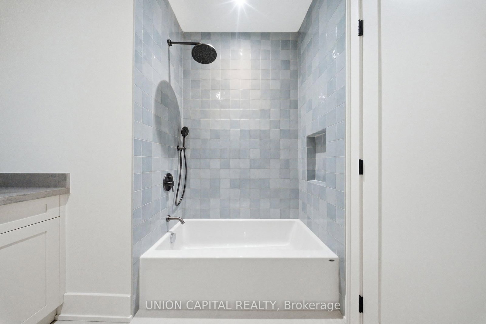106 Hawthorn Avenue • Whitchurch-Stouffville, ON photo 29