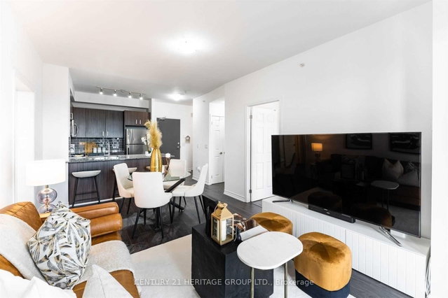 319 - 11611 Yonge Street