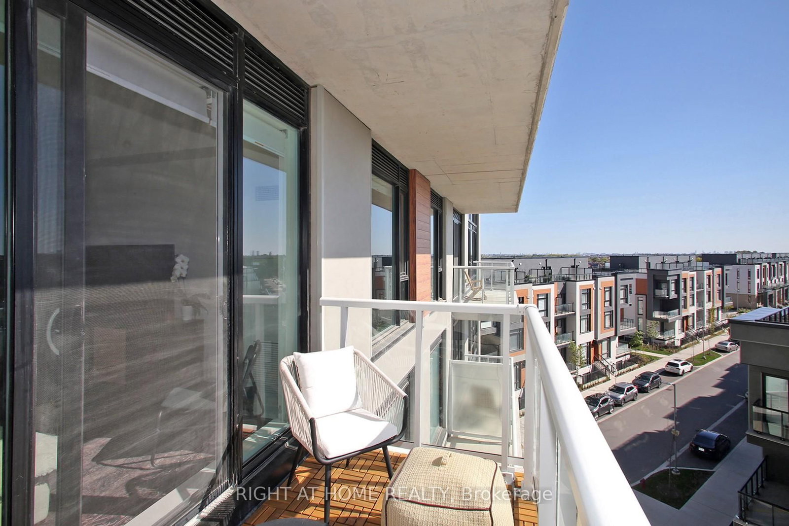 6 David Eyer Road • #513 • Richmond Hill, ON photo 21