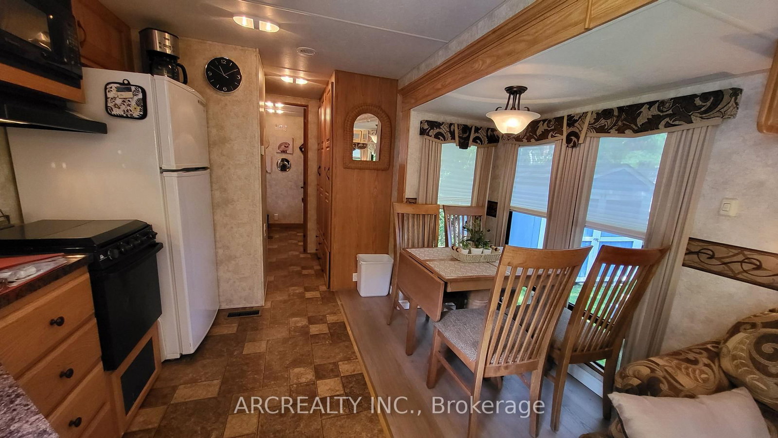 149 Horseshoe Circle • Georgina, ON photo 8