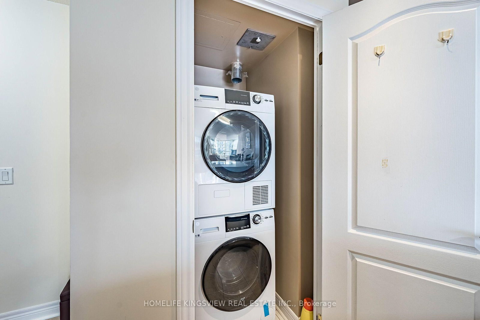 60 Disera Drive • #807 • Vaughan, ON photo 37