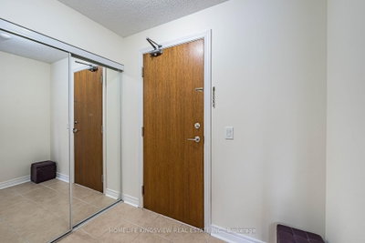 60 Disera Drive • #807 • Vaughan, ON photo 9