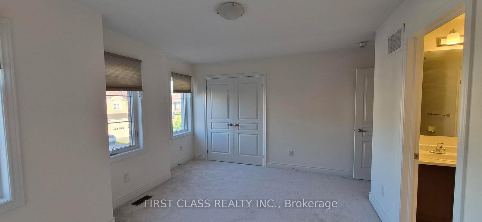 6 Blacksmith Trail • East Gwillimbury, ON photo 13