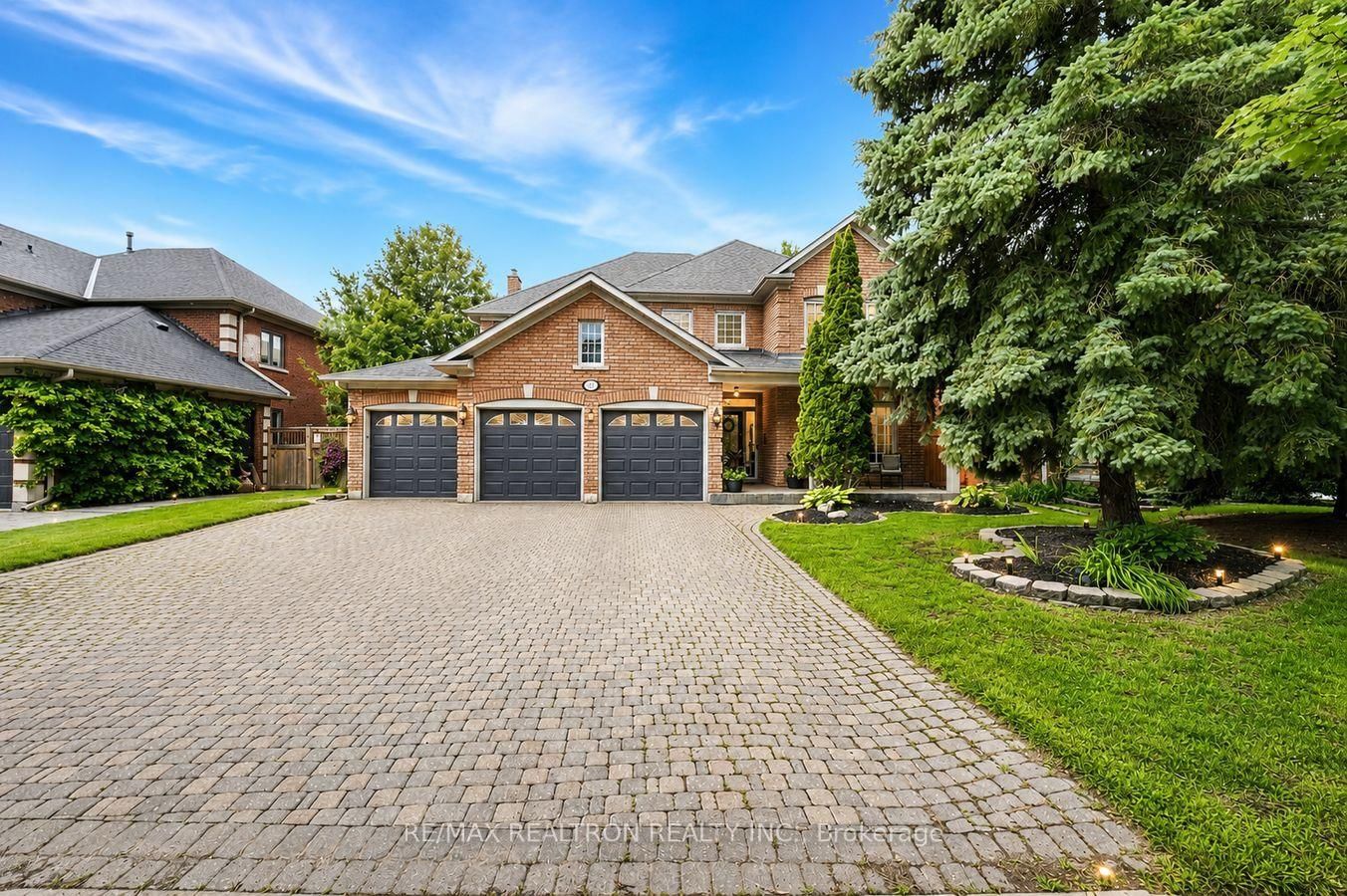 653 Exceller Circle • Newmarket, ON photo 50