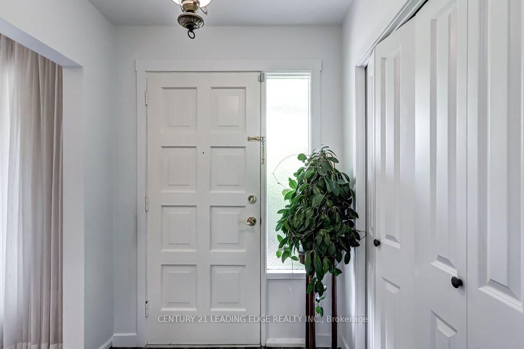 107 Drakefield Road • Markham, ON photo 4