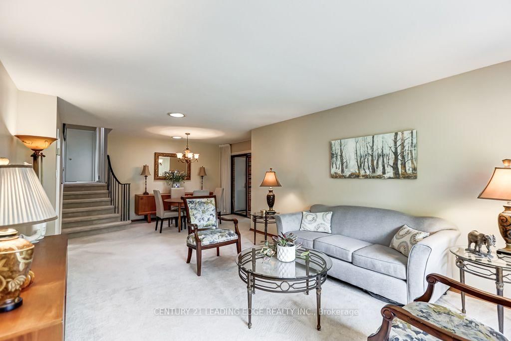 107 Drakefield Road • Markham, ON photo 6