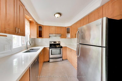 95 Weldrick Road • #74 • Richmond Hill, ON photo 9