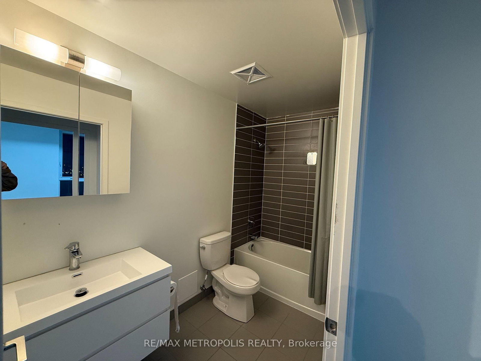 292 Verdale Crossing • #1814 • Markham, ON photo 11