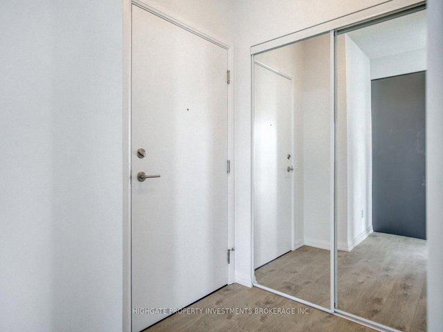 3004 - 7895 Jane Street