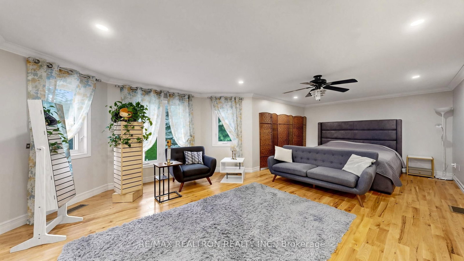14 Raiford Street • Aurora, ON photo 15