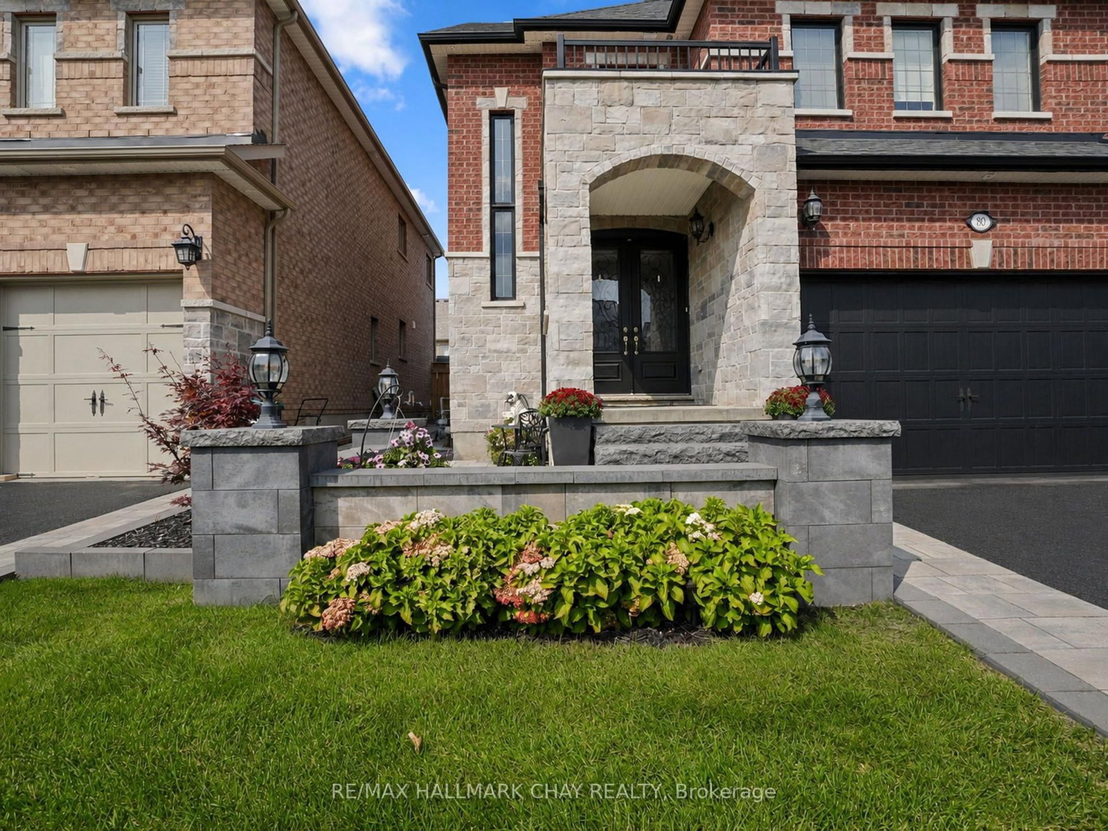 80 Holt Drive • New Tecumseth, ON photo 5