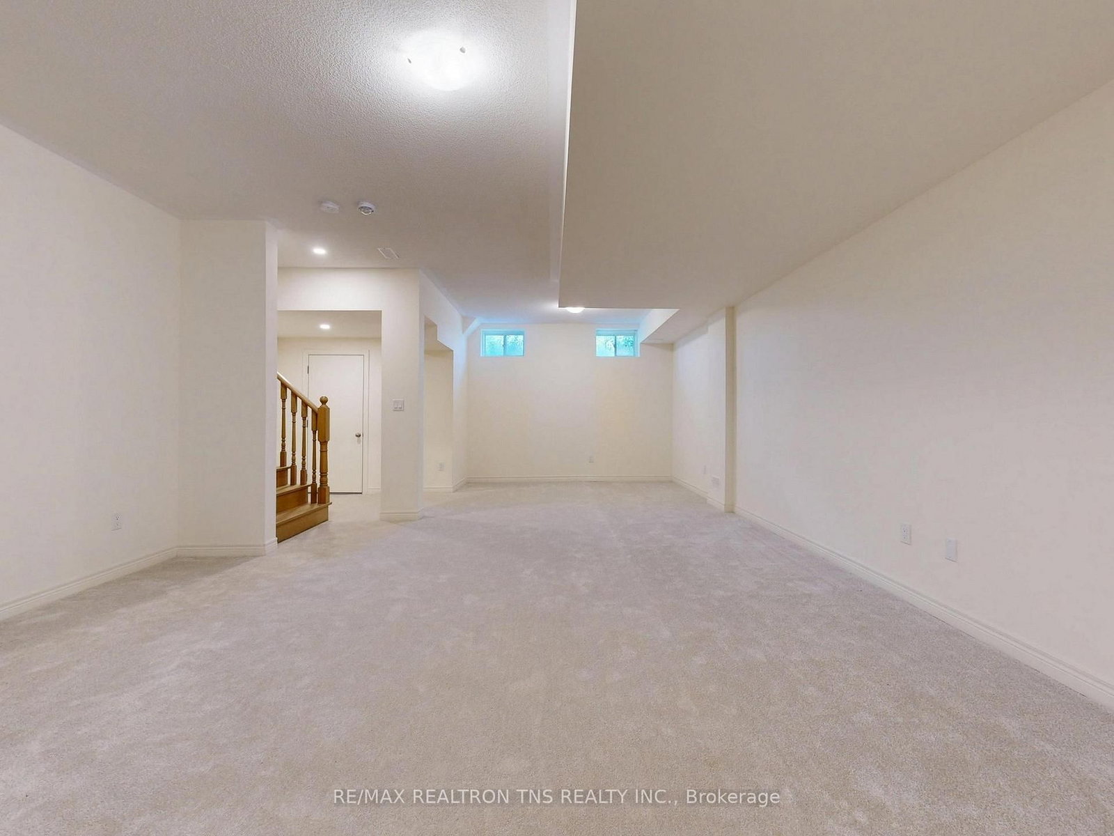 9442 Bayview Avenue • Richmond Hill, ON photo 23
